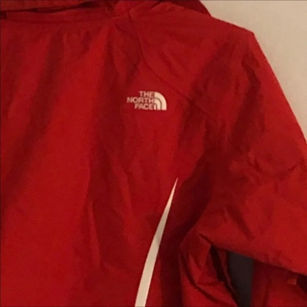The North Face Jacket‎ Women’s Size Med Pockets Red Full Zip HAS Stain